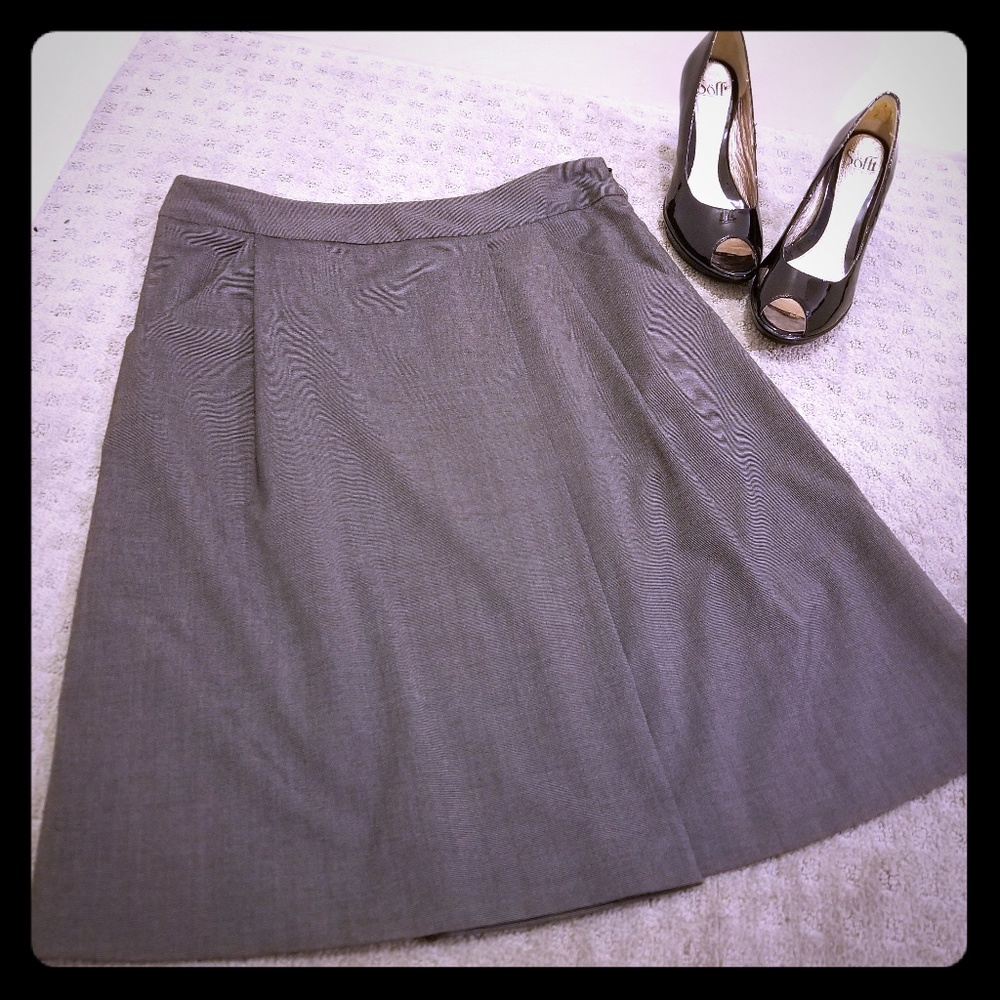 Grey Professional Pleated Skirt 12 East 5th